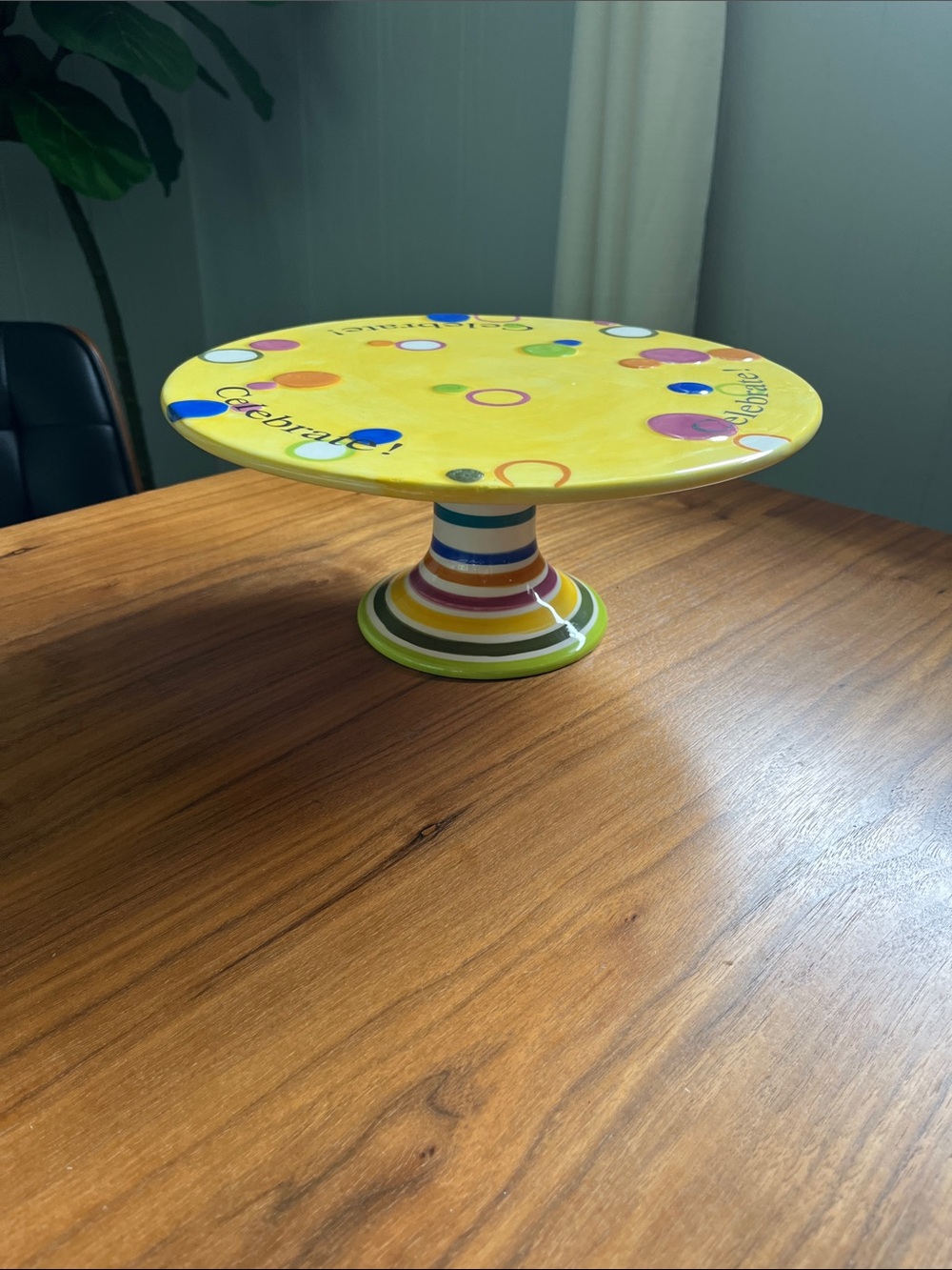 Better Homes & Gardens Cake Stand